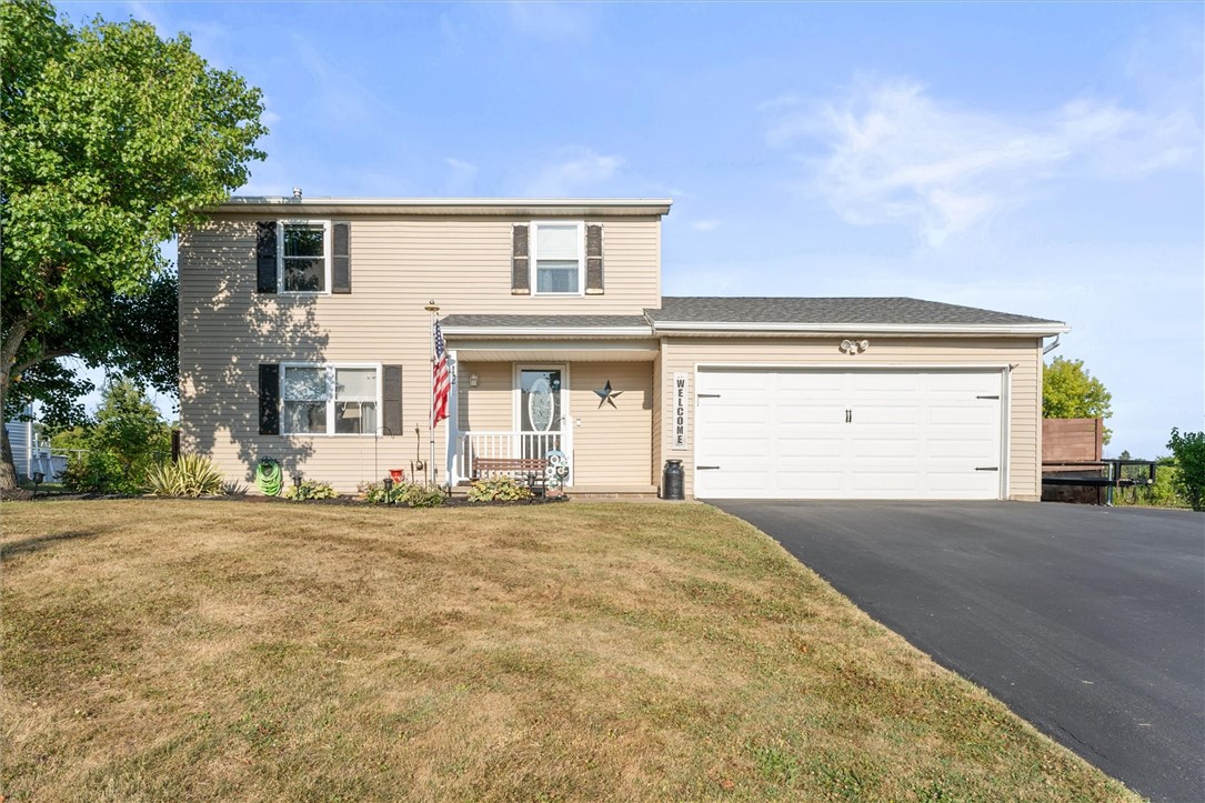 42 Fraser Drive Parma, NY 14468 - Photo 2 of 35