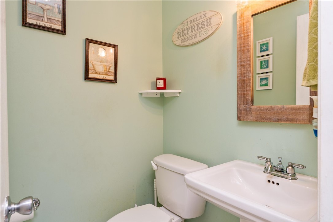 42 Fraser Drive Parma, NY 14468 - Photo 22 of 35