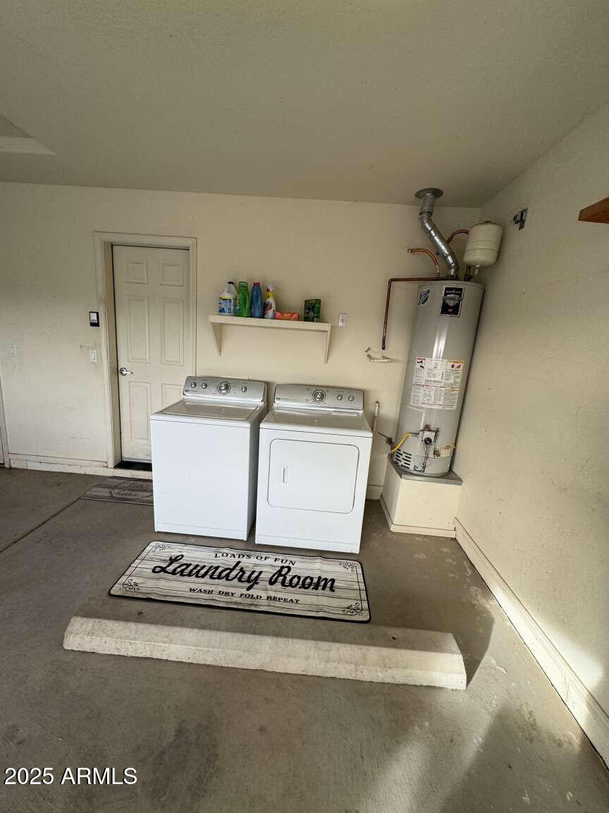 4660 Monument Way Rimrock, AZ 86335 - Photo 29 of 33 a utility room with washer and dryer