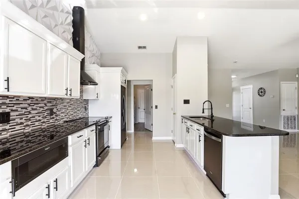 $438,000 | 36725 Oconee Avenue, Unit 36725, Eustis, FL 32736