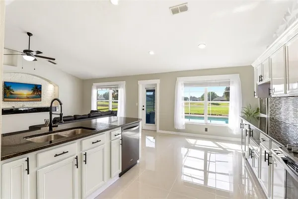 $438,000 | 36725 Oconee Avenue, Unit 36725, Eustis, FL 32736