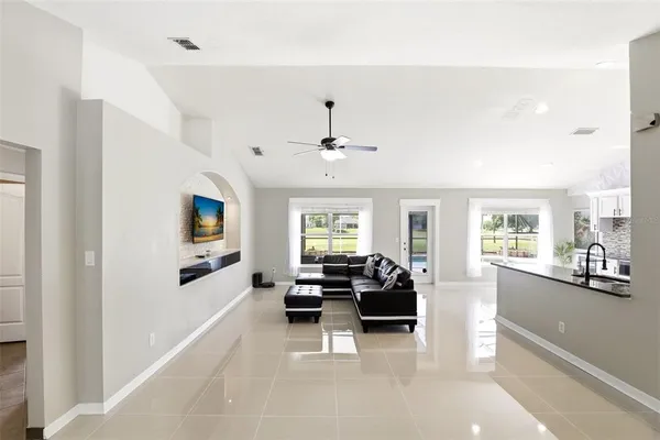 $438,000 | 36725 Oconee Avenue, Unit 36725, Eustis, FL 32736