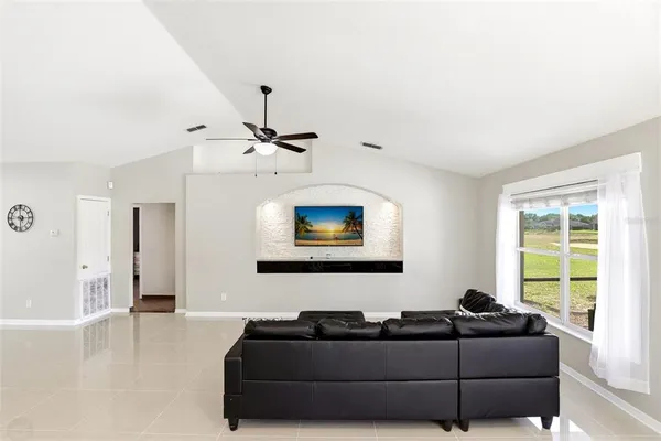 $438,000 | 36725 Oconee Avenue, Unit 36725, Eustis, FL 32736