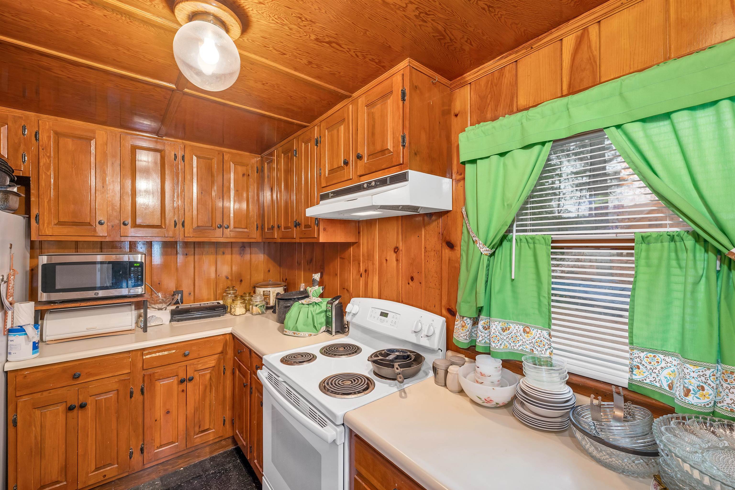 156 Gardners Grove Road Belmont, NH 03220 - Photo 17 of 33 Gallery Image 17