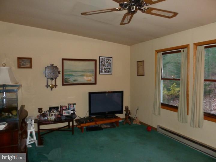 1407 Peppermint Road Coopersburg, PA 18036 - Photo 4 of 11 Gallery Image 4