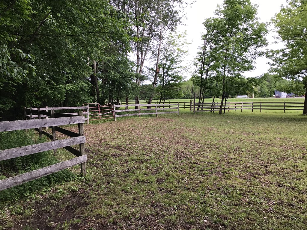 3916 Long Hill Road Venice, NY 13118 - Photo 12 of 41