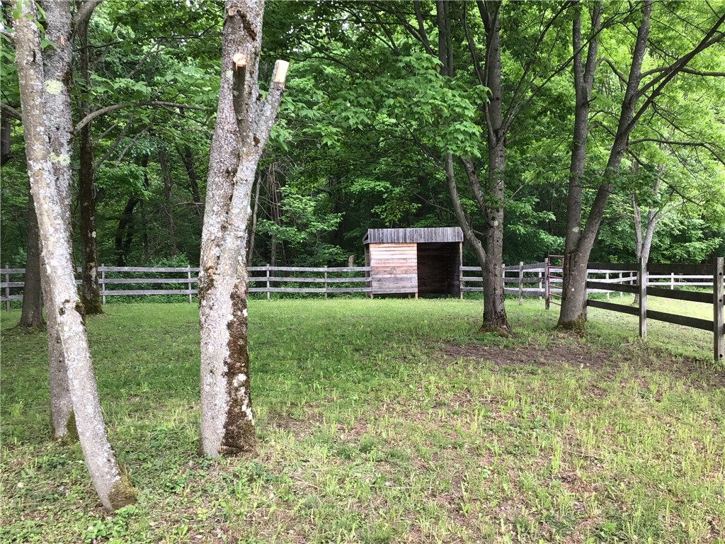 3916 Long Hill Road Venice, NY 13118 - Photo 13 of 41