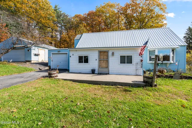 $250,000 | 2 Verda Avenue, New Scotland, NY 12041