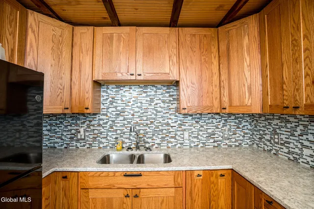 $250,000 | 2 Verda Avenue, New Scotland, NY 12041