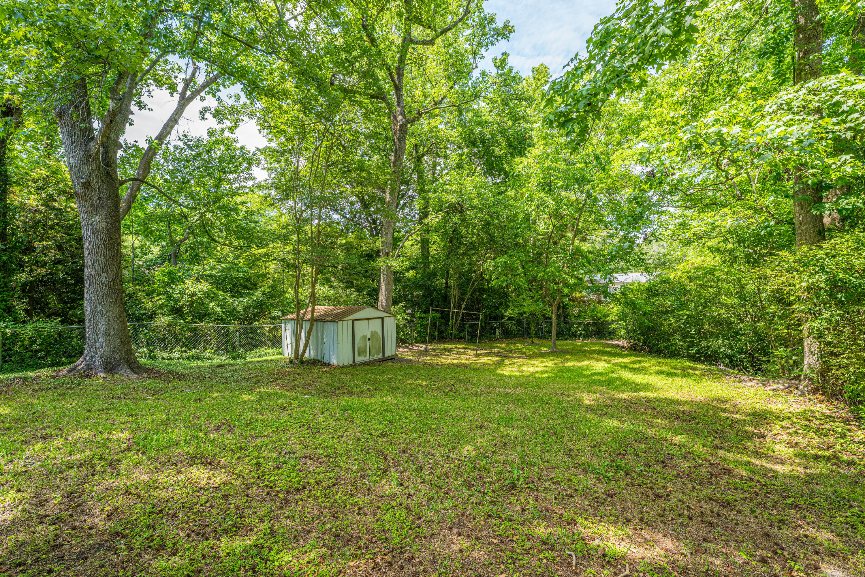 1150 Berkeley Street Hanahan, SC 29410 - Photo 35 of 37