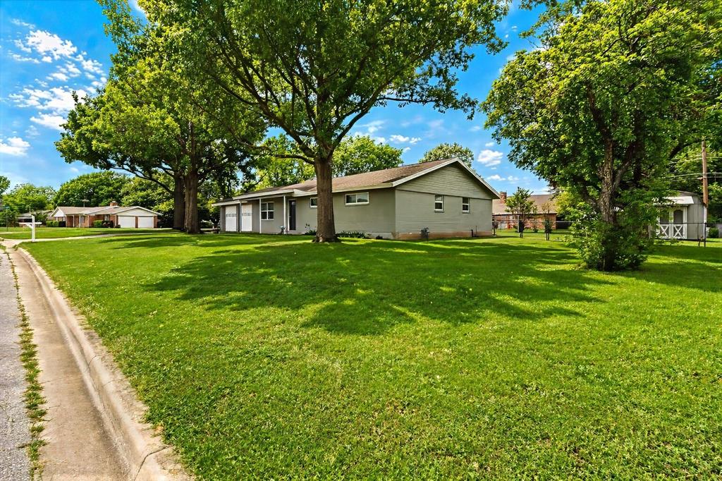 504 Pecan Street Crowley, TX 76036 - Photo 28 of 30