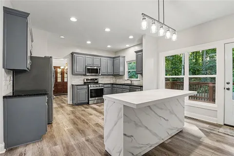 $465,000 | 2053 Arbor Springs Way, Buford, GA 30519