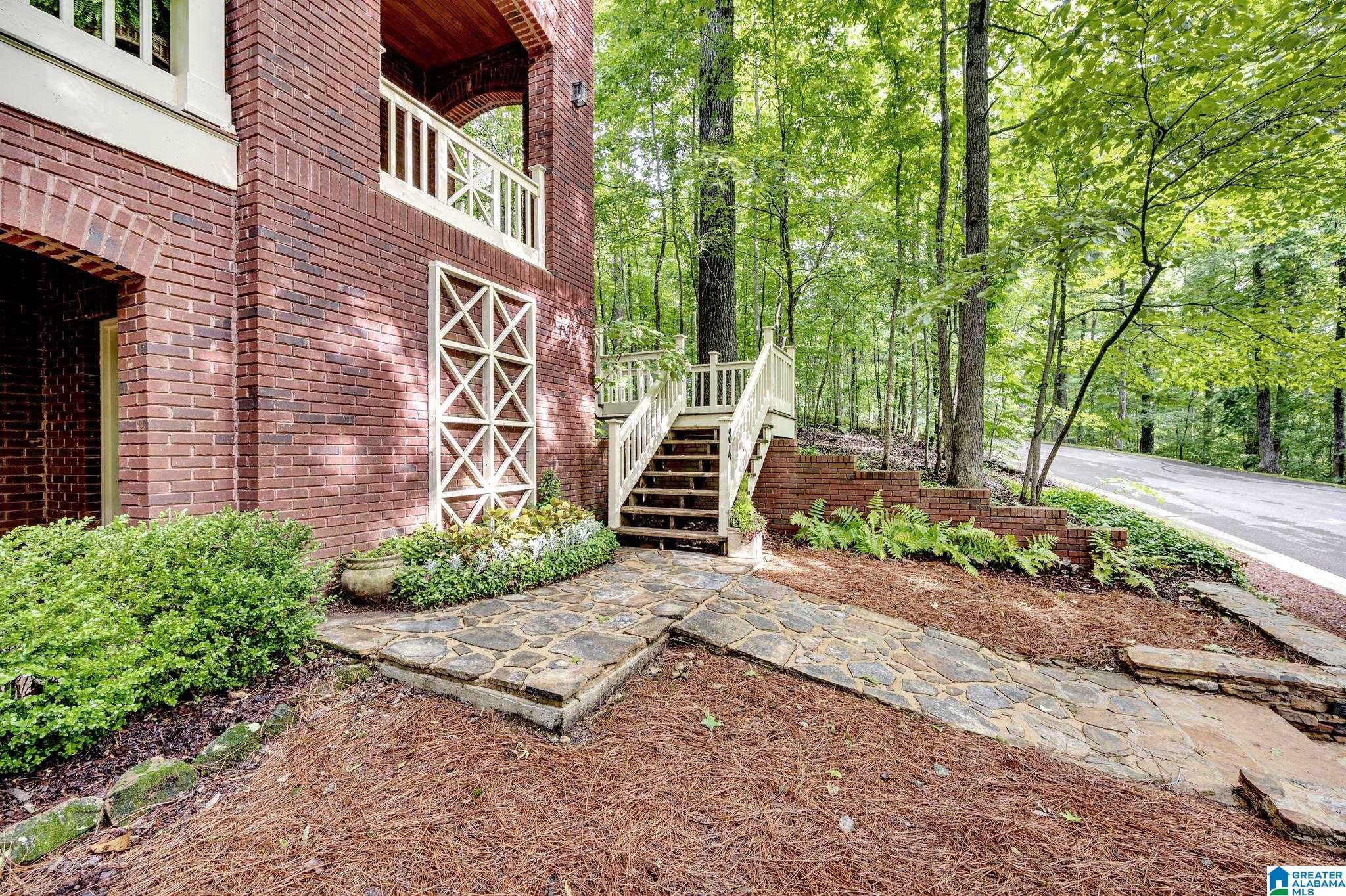 84 Oak Circle Hayden, AL 35079 - Photo 5 of 47