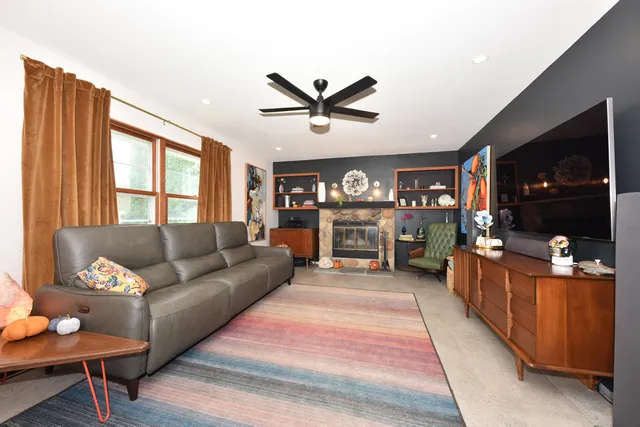 $570,000 | N67W33863 Loghouse Court, Oconomowoc, WI 53066