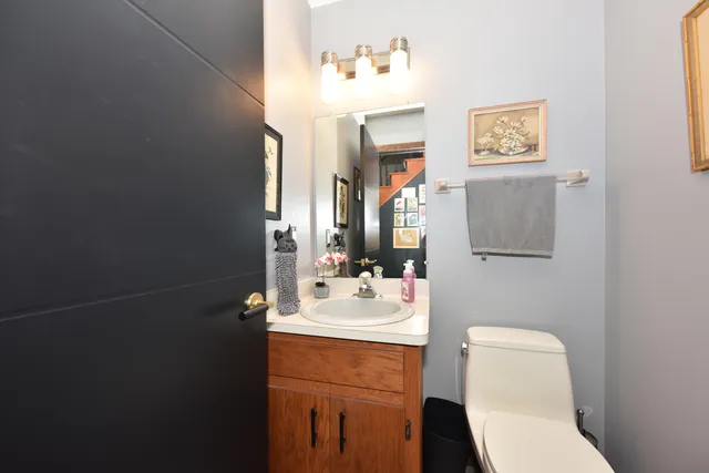 $570,000 | N67W33863 Loghouse Court, Oconomowoc, WI 53066