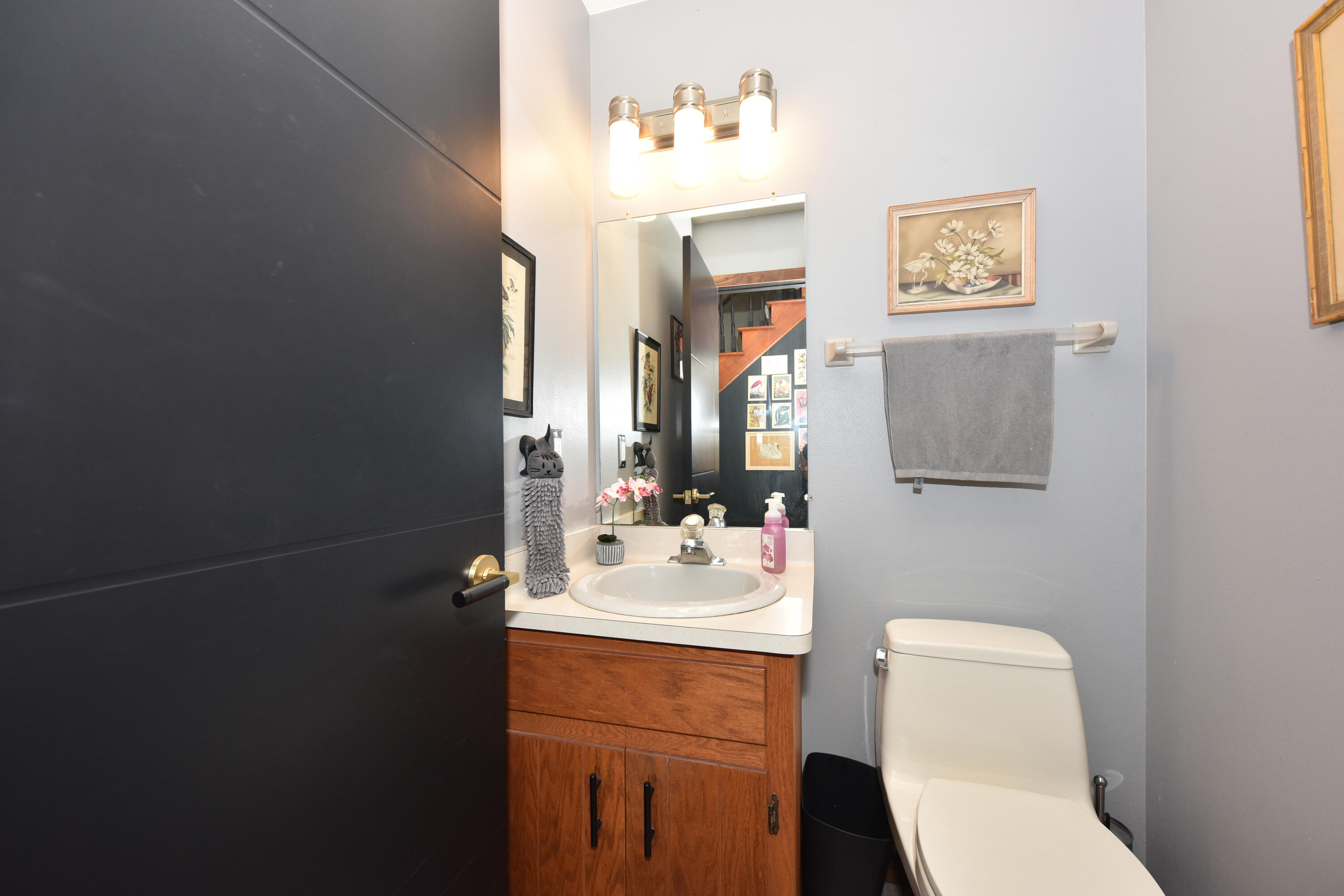 N67W33863 Loghouse Court Oconomowoc, WI 53066 - Photo 20 of 37 Bath