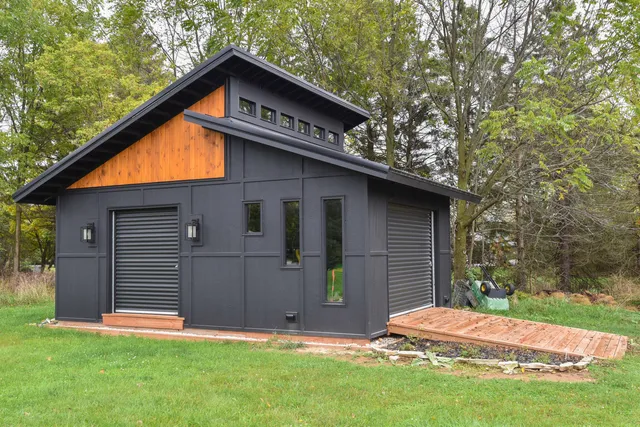 $570,000 | N67W33863 Loghouse Court, Oconomowoc, WI 53066