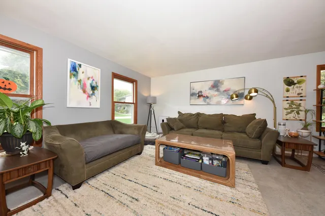 $570,000 | N67W33863 Loghouse Court, Oconomowoc, WI 53066