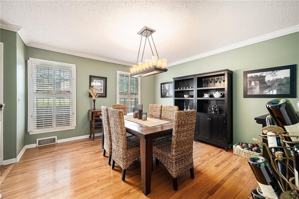 9412 Delmar Street Prairie Village, KS 66207 - Photo 25 of 47