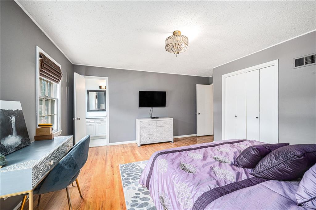 9412 Delmar Street Prairie Village, KS 66207 - Photo 28 of 47