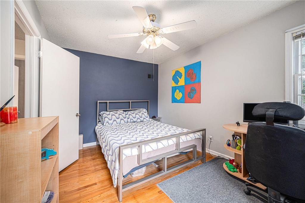 9412 Delmar Street Prairie Village, KS 66207 - Photo 31 of 47