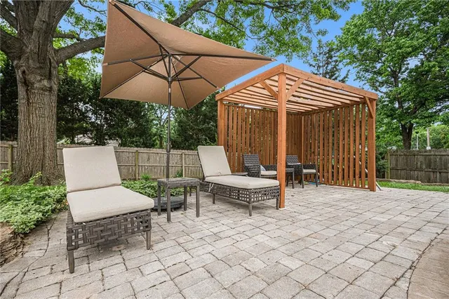 $624,900 | 9412 Delmar Street, Prairie Village, KS 66207