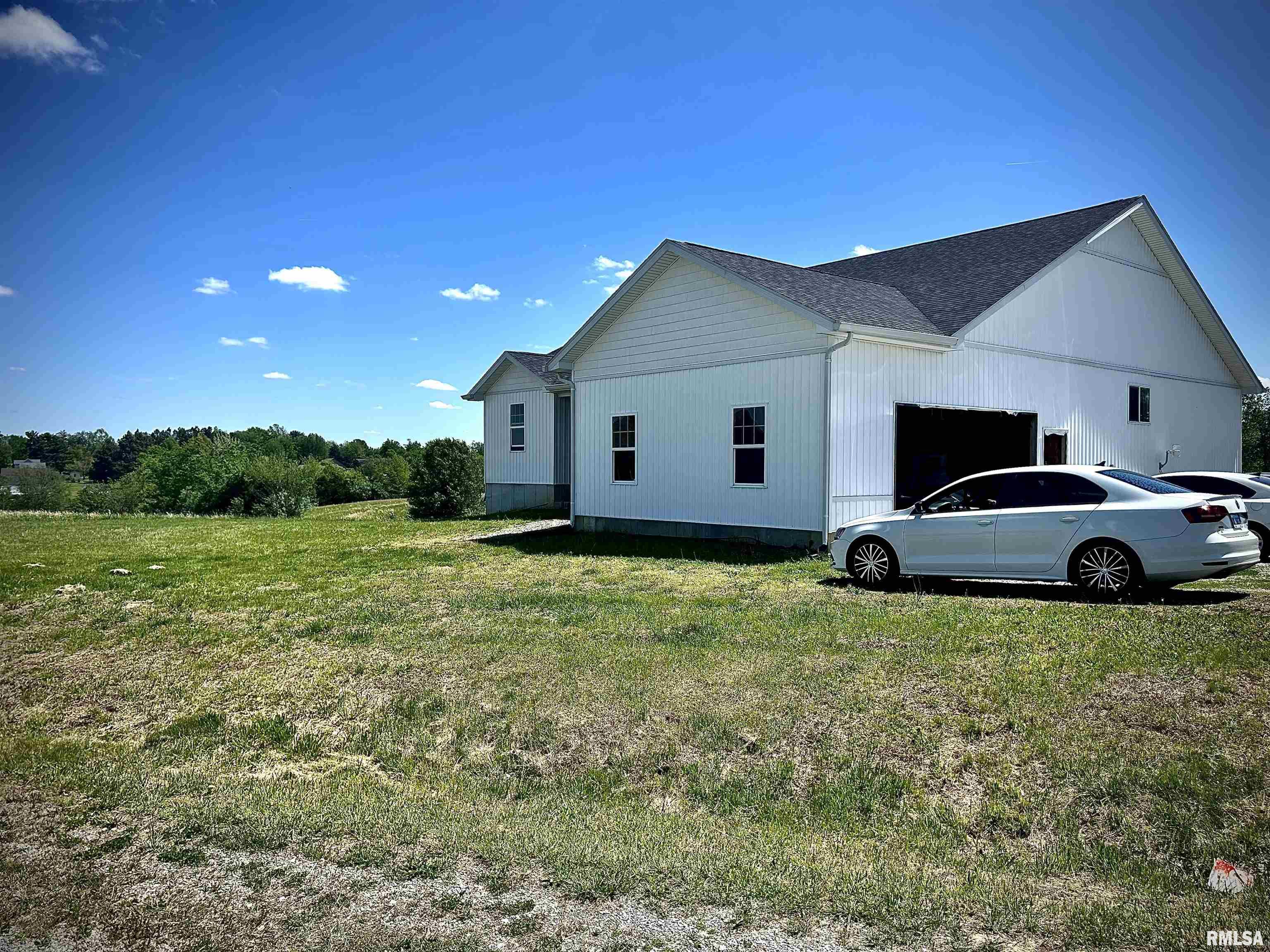 109 Trail Ridge Road Goreville, IL 62939 - Photo 2 of 34