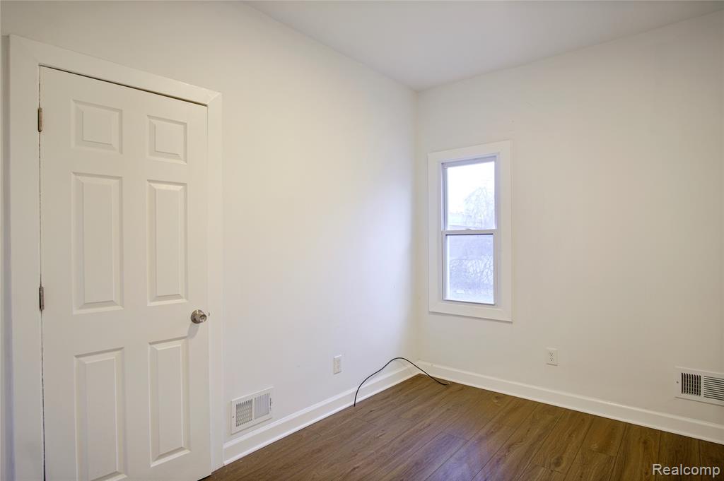 6123 Commonwealth Street Detroit, MI 48208 - Photo 11 of 14