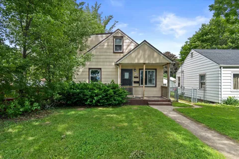 $249,000 | 3368 South Chase Avenue, Milwaukee, WI 53207