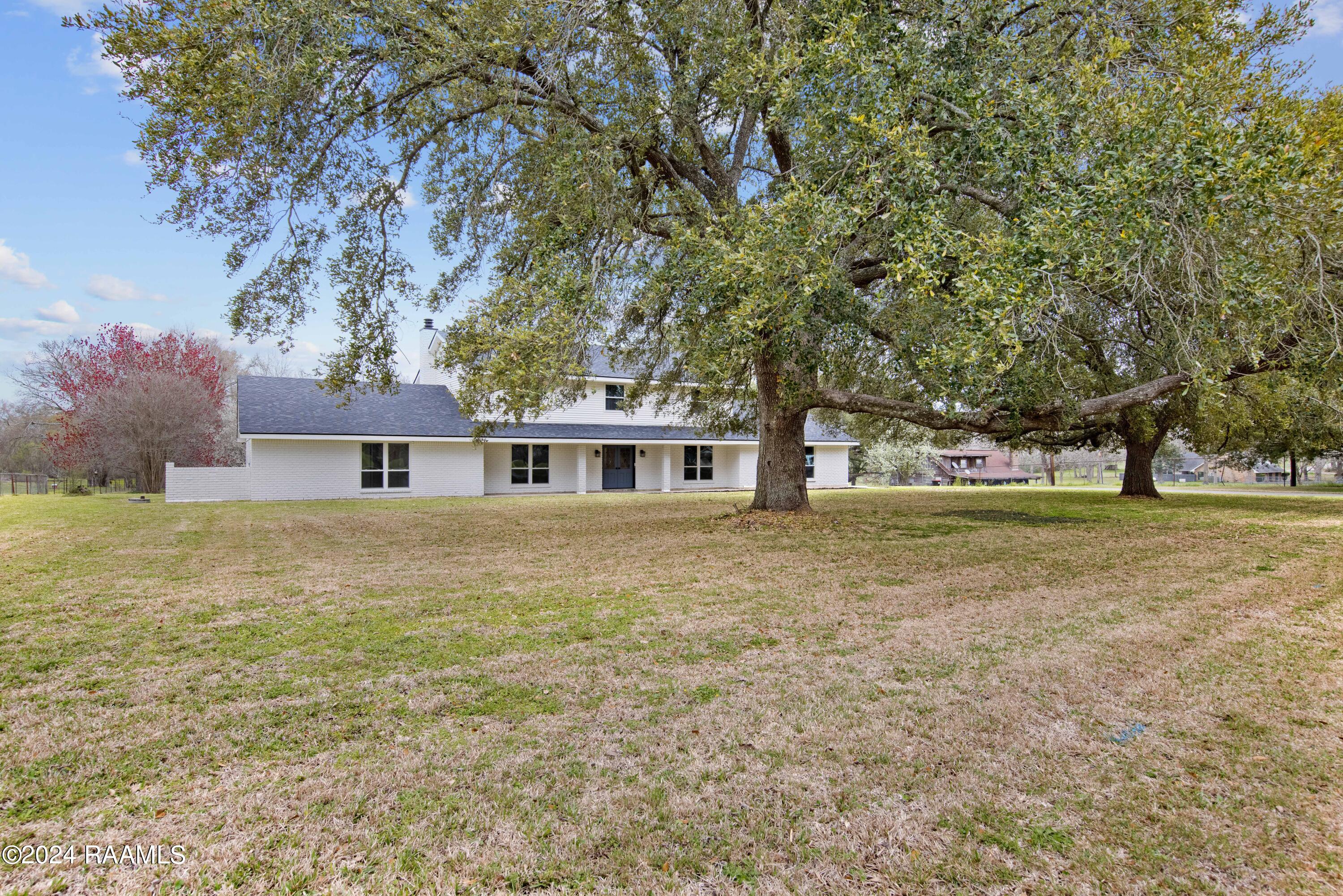 701 Brasseaux Road Carencro, LA 70520 - Photo 2 of 49 Gallery Image 2