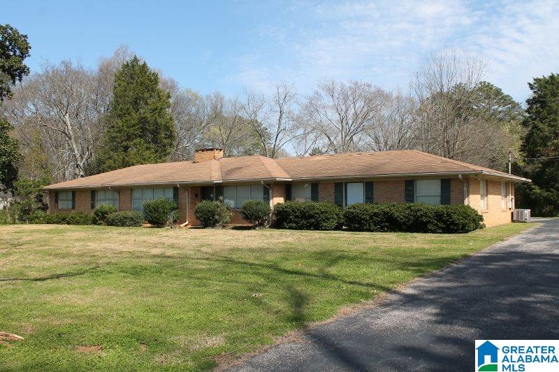 913 Huffman Road Birmingham, AL 35235 - Photo 1 of 20