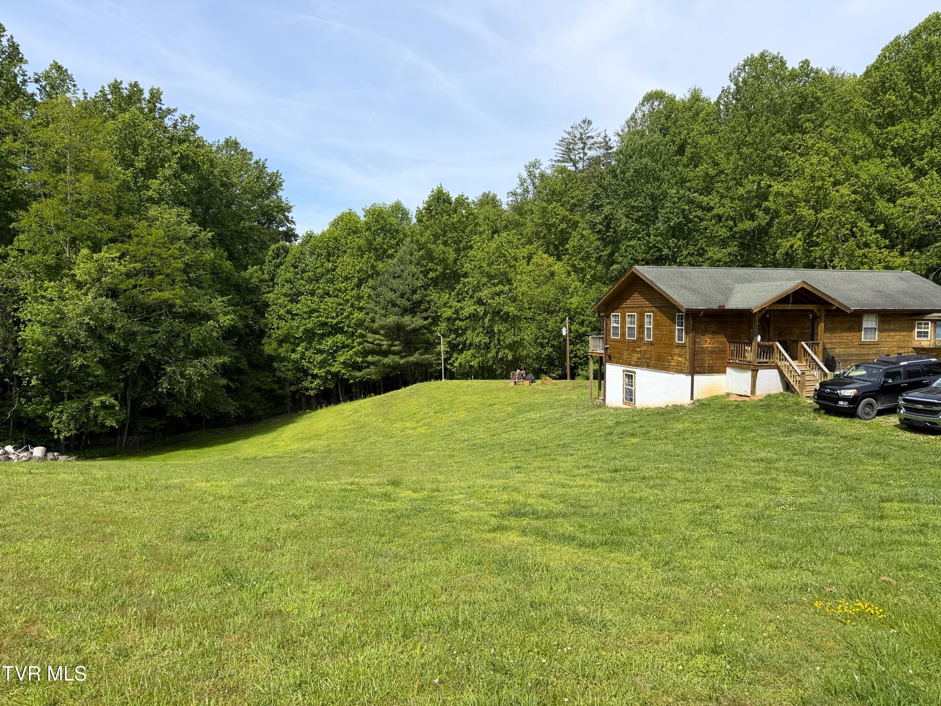 3205 Topper Road Hartford, TN 37753 - Photo 4 of 33 4