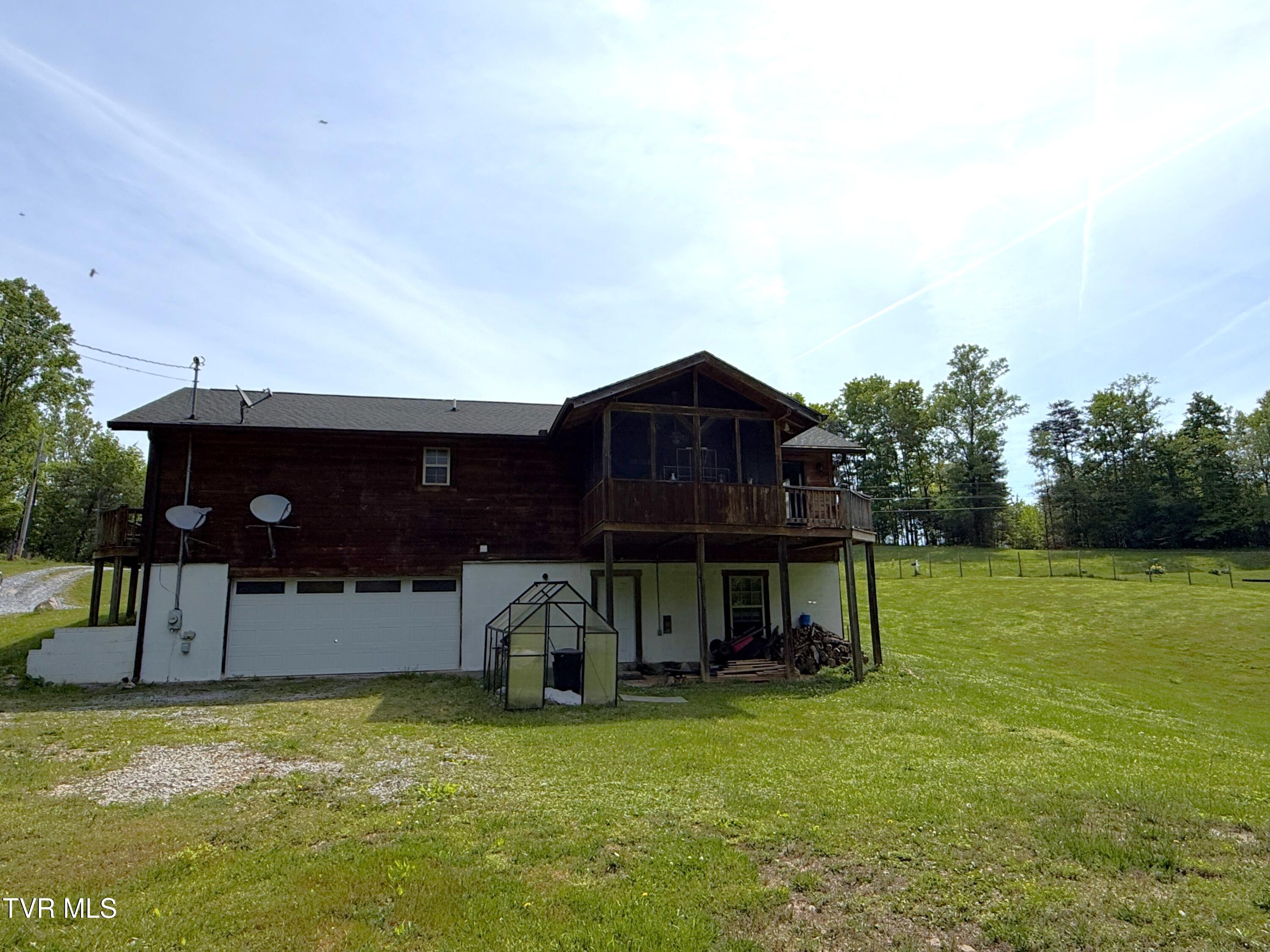 3205 Topper Road Hartford, TN 37753 - Photo 6 of 33 6