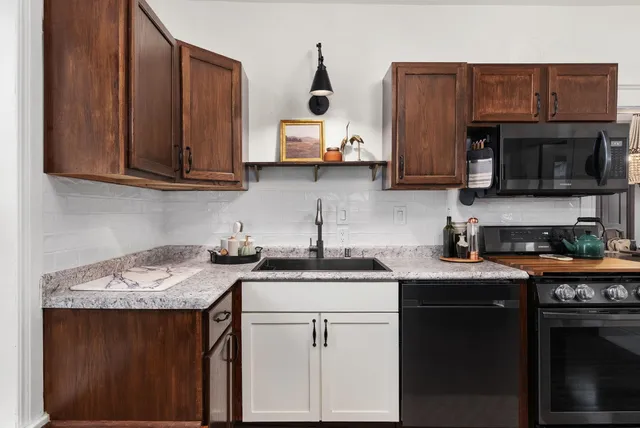 $324,900 | 143 Columbus Street, Sun Prairie, WI 53590