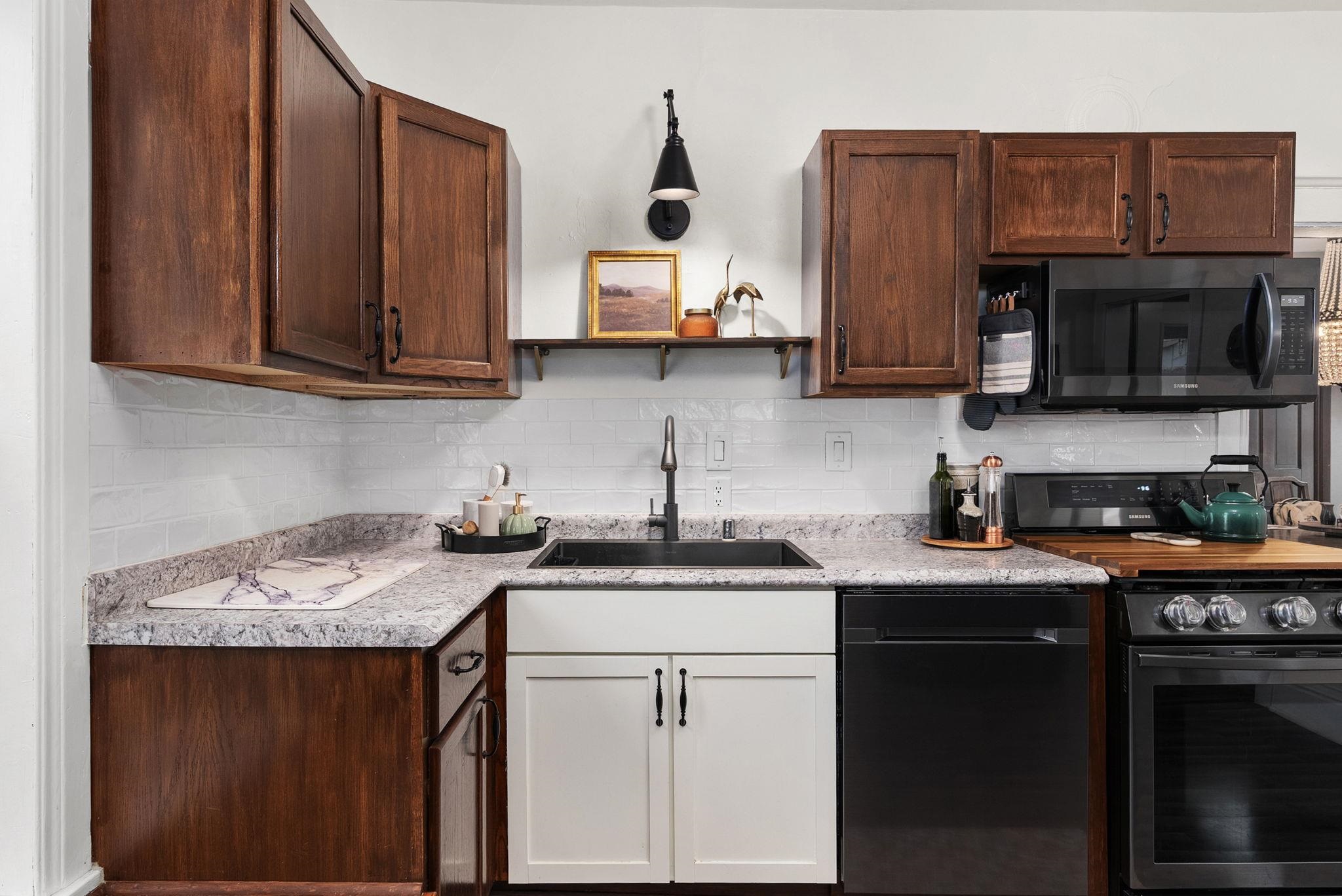 143 Columbus Street Sun Prairie, WI 53590 - Photo 14 of 32