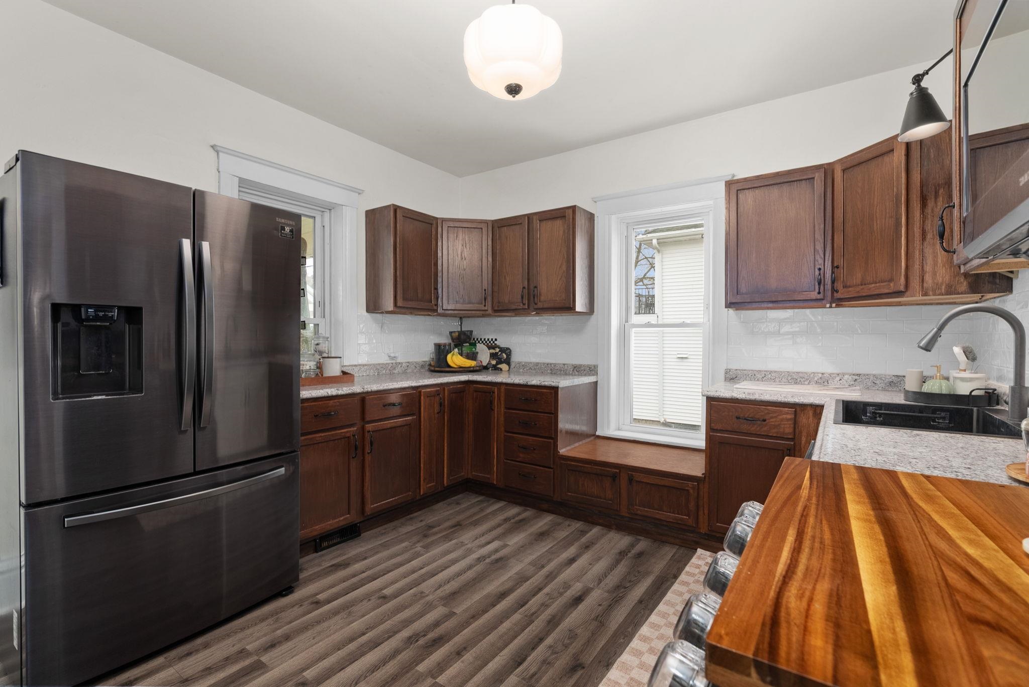 143 Columbus Street Sun Prairie, WI 53590 - Photo 15 of 32