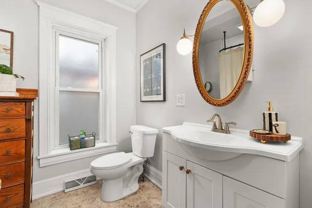 $324,900 | 143 Columbus Street, Sun Prairie, WI 53590