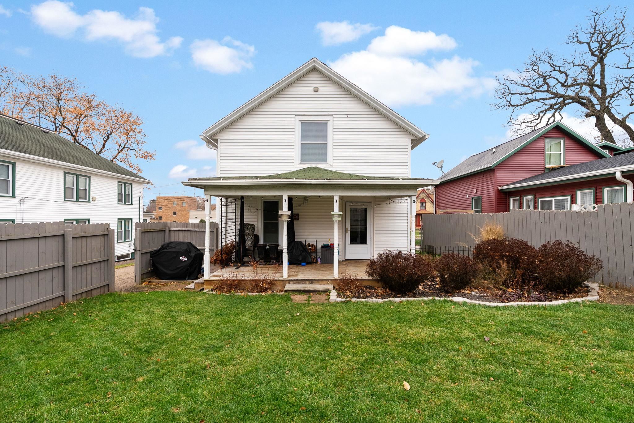 143 Columbus Street Sun Prairie, WI 53590 - Photo 27 of 32