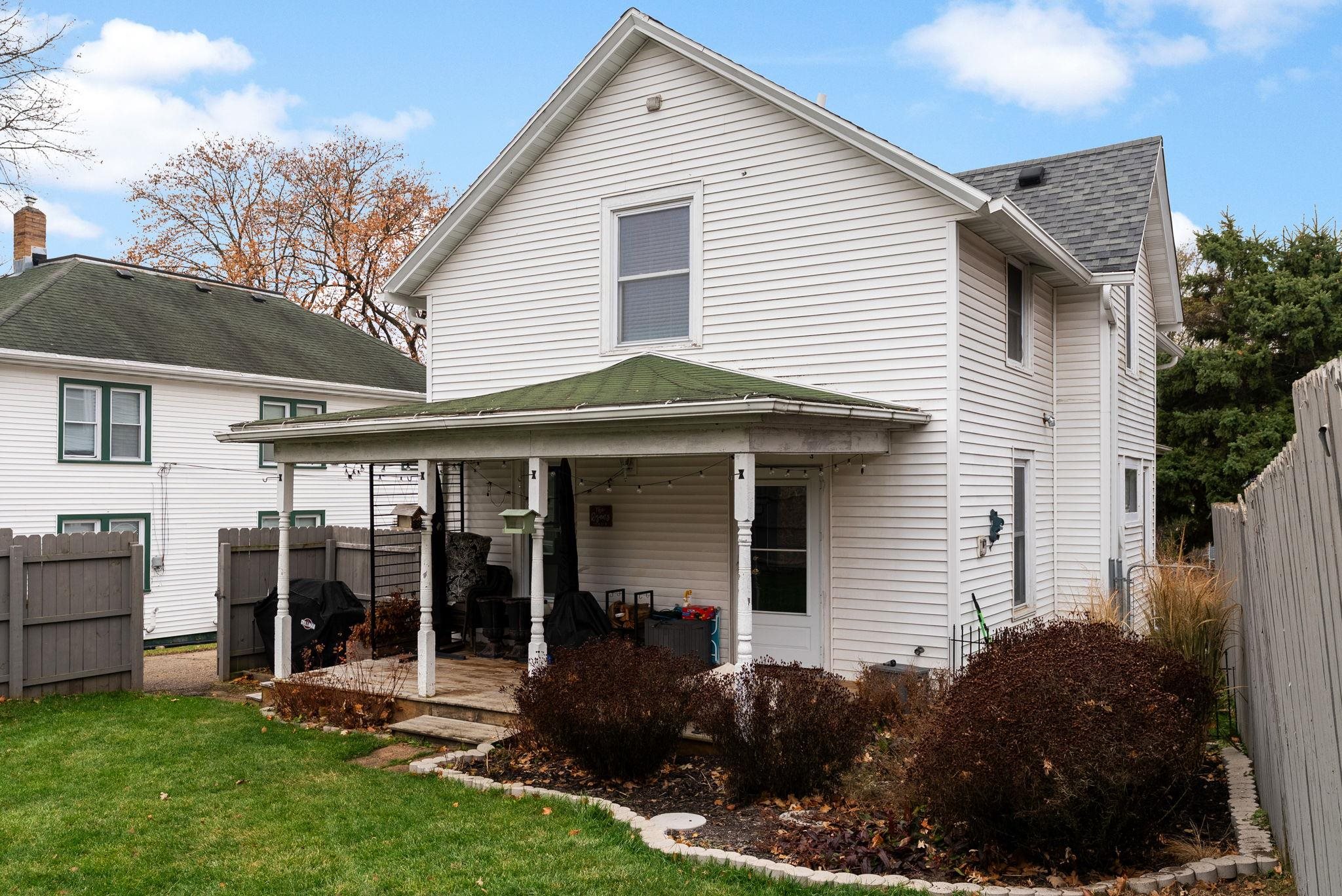 143 Columbus Street Sun Prairie, WI 53590 - Photo 28 of 32