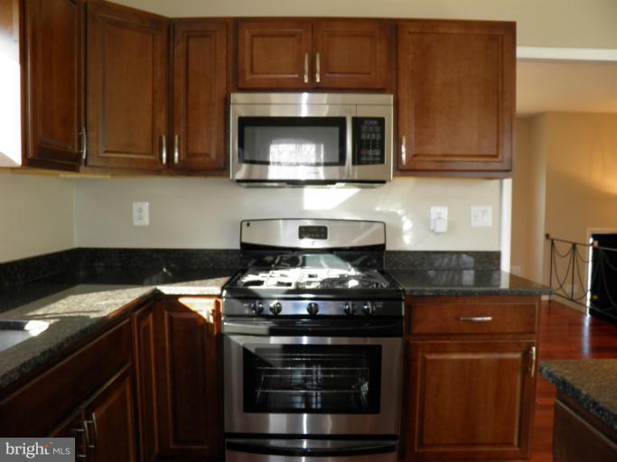 5405 Riga Street Clinton, MD 20735 - Photo 8 of 14 Kitchen