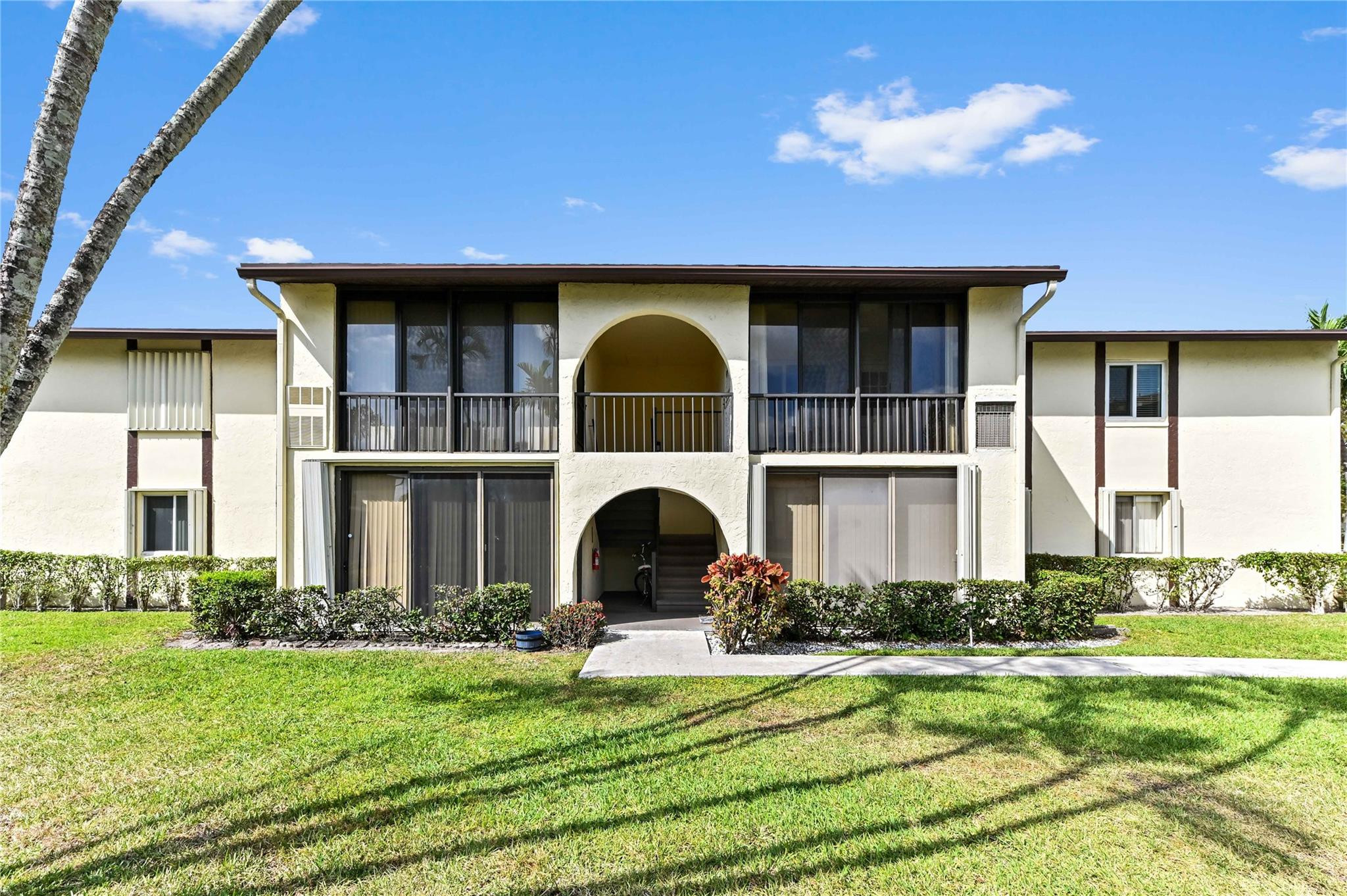 3560 Pine Needle Drive, Unit B2 Greenacres, FL 33463 - Photo 2 of 31 Photo 2