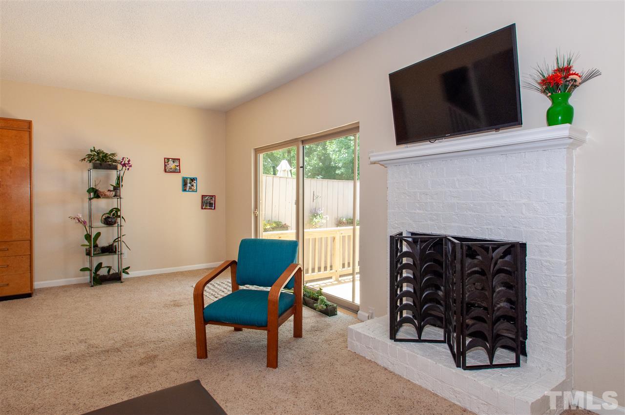 5829 Branchwood Road Raleigh, NC 27609 - Photo 9 of 30