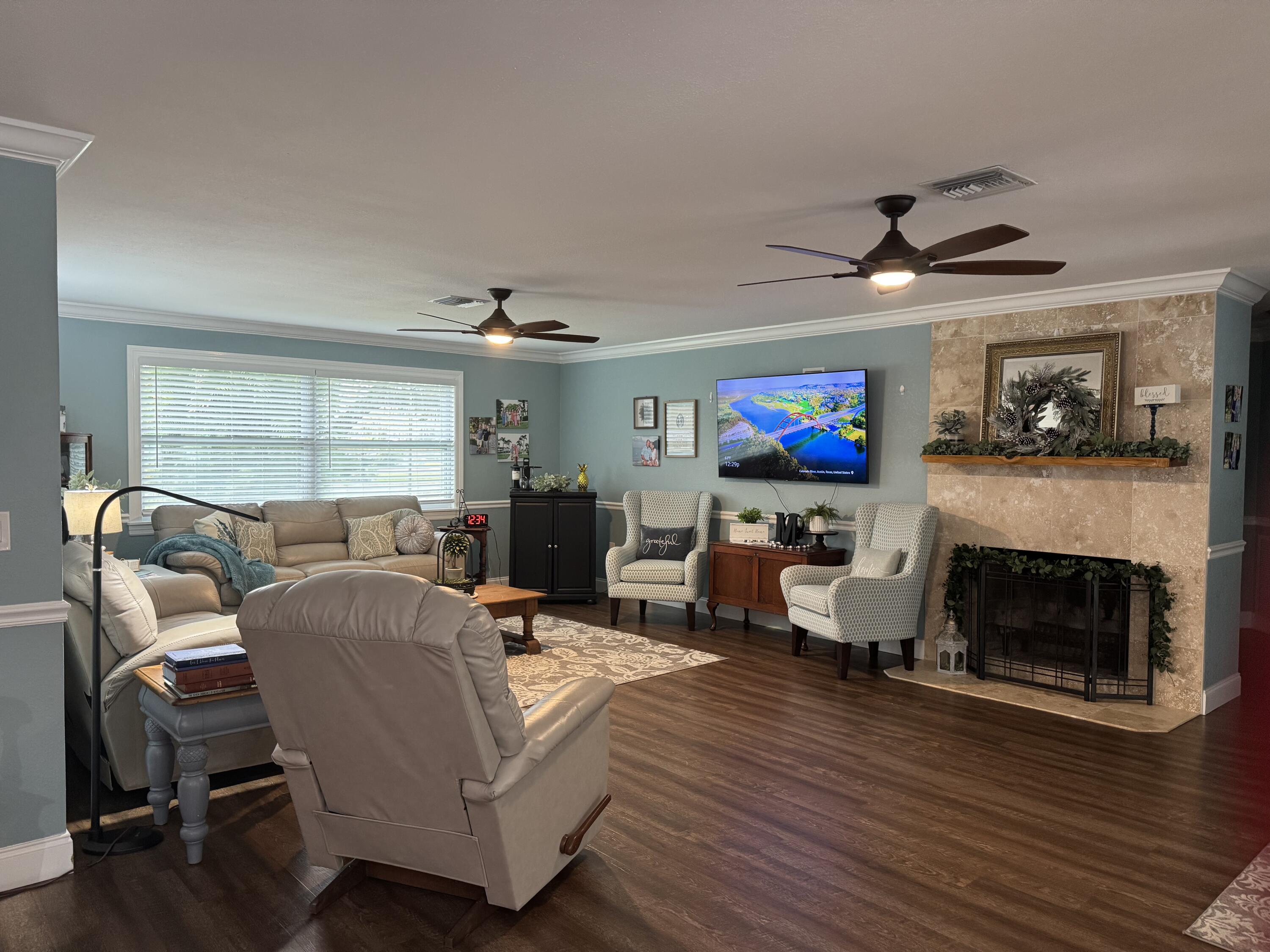 2139 Southwest 22nd Circle North Okeechobee, FL 34974 - Photo 12 of 47 fireplace