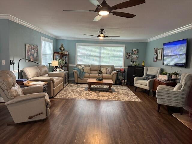2139 Southwest 22nd Circle North Okeechobee, FL 34974 - Photo 5 of 47 livingroom