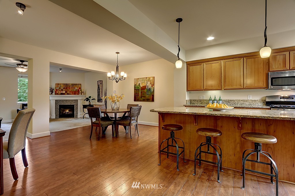 4601 Northeast 3rd Court, Unit B3 Renton, WA 98059 - Photo 3 of 17 Gallery Image 3