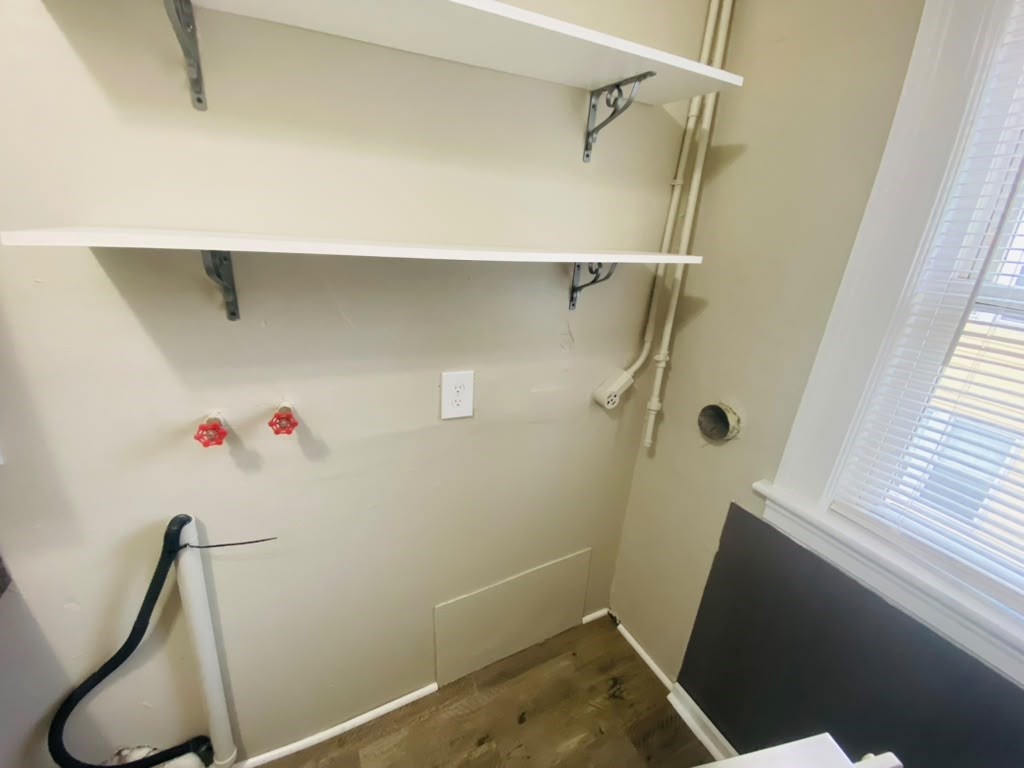 4 Holland Road, Unit 2 Worcester, MA 01603 - Photo 4 of 18