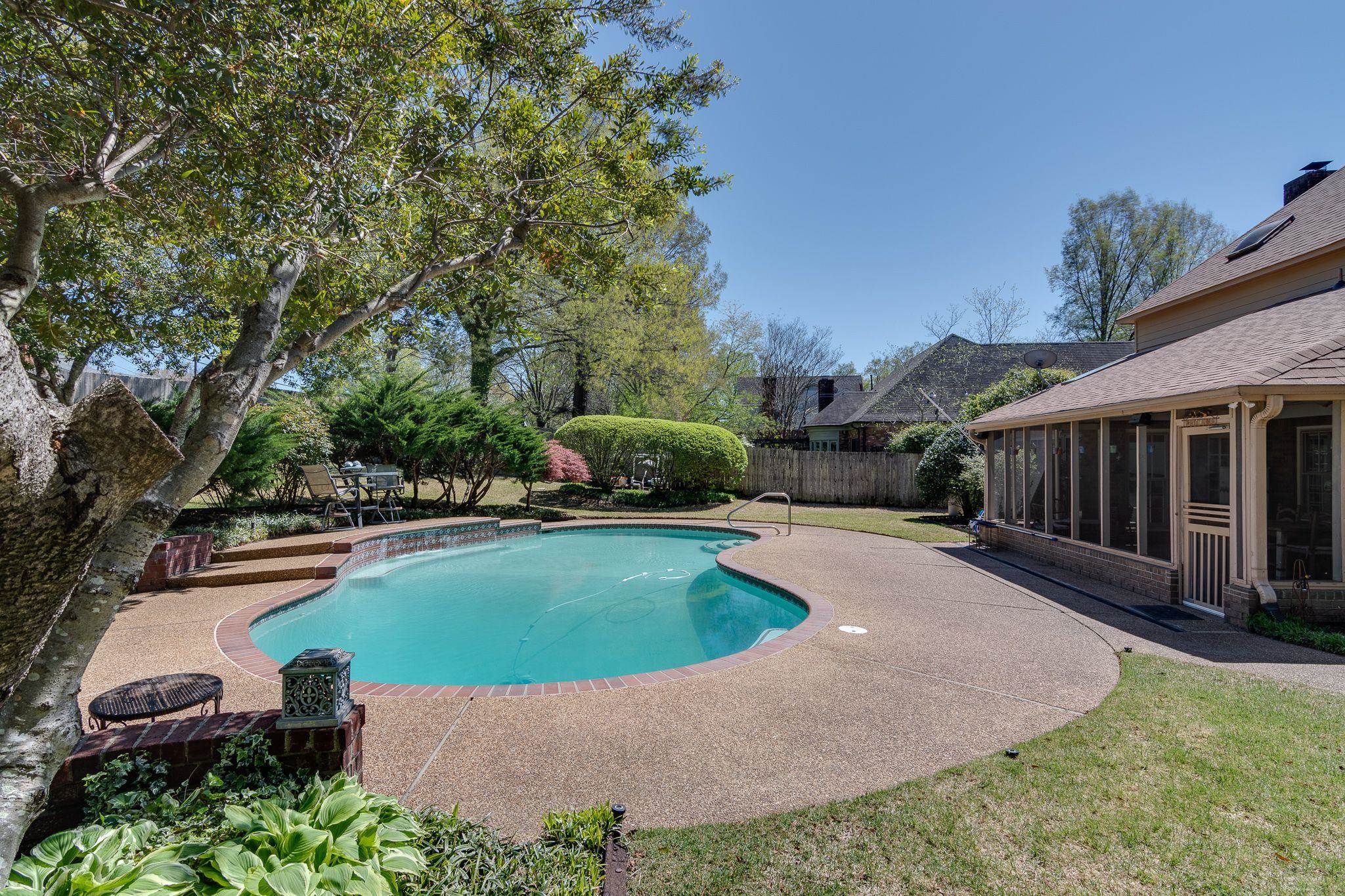 2164 Knoll Lane Germantown, TN 38138 - Photo 23 of 25 Gallery Image 23