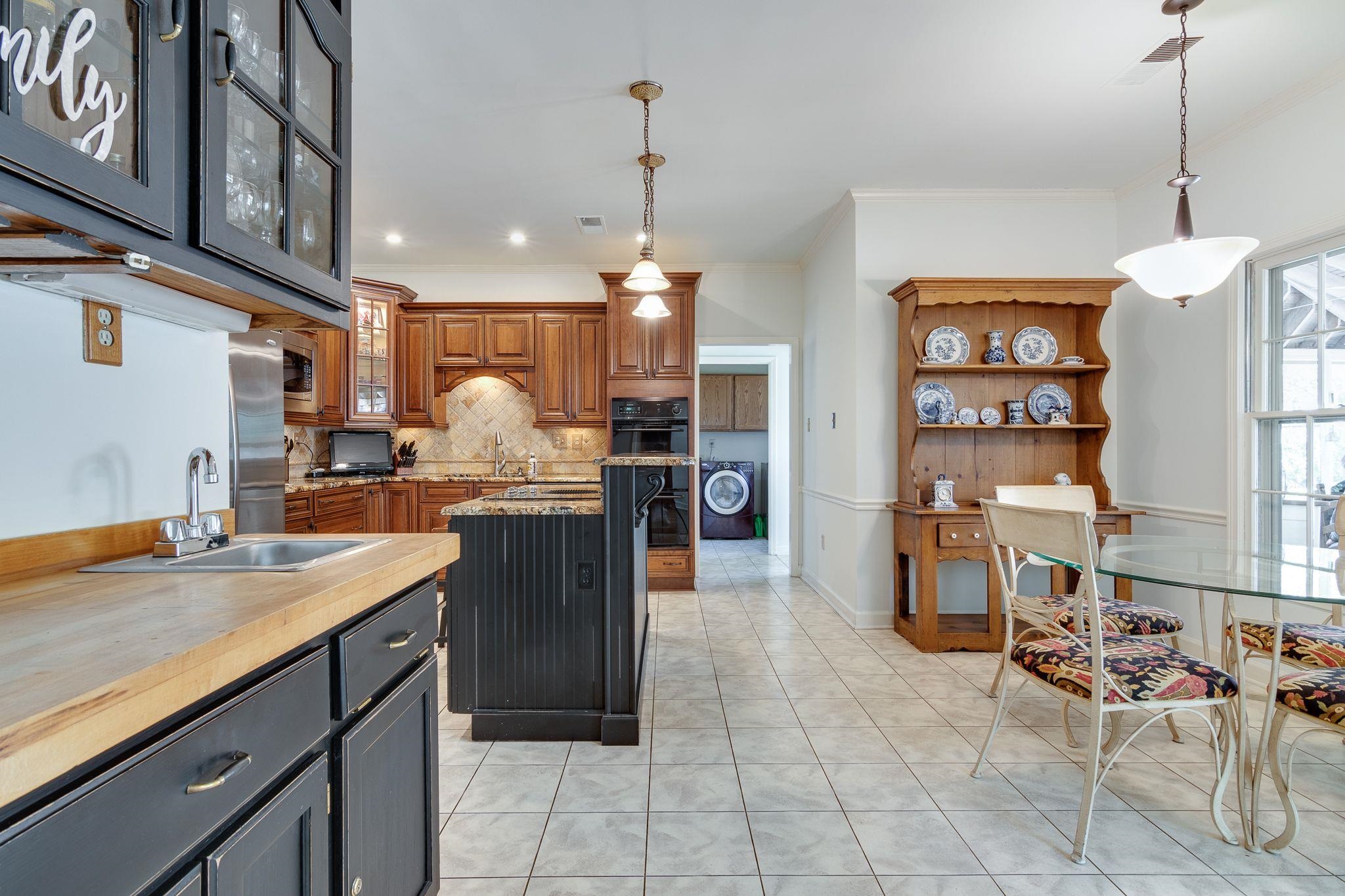 2164 Knoll Lane Germantown, TN 38138 - Photo 9 of 25 Gallery Image 9