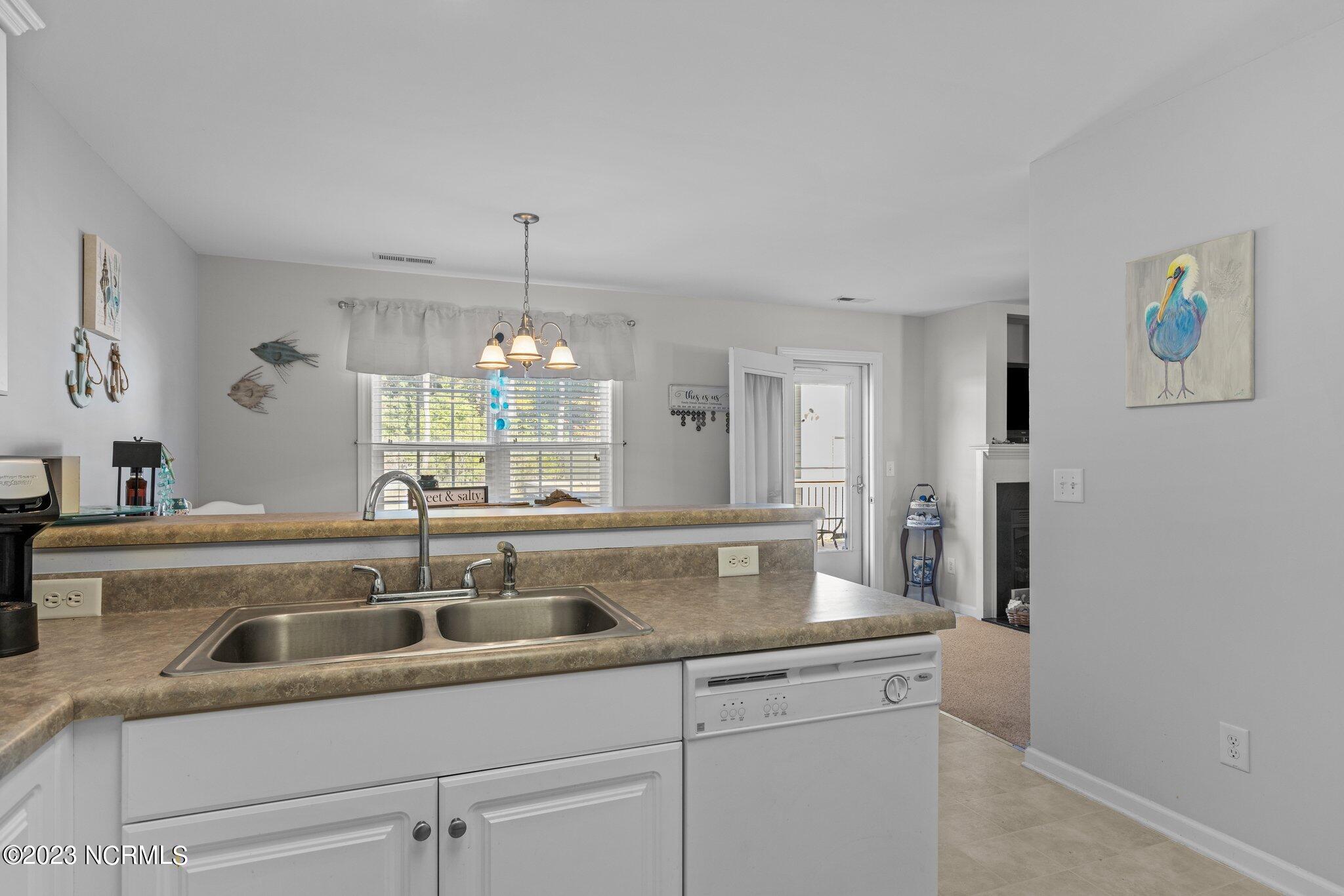 476 Bogue Loop Road Newport, NC 28570 - Photo 5 of 47 5-web-or-mls-590A1735