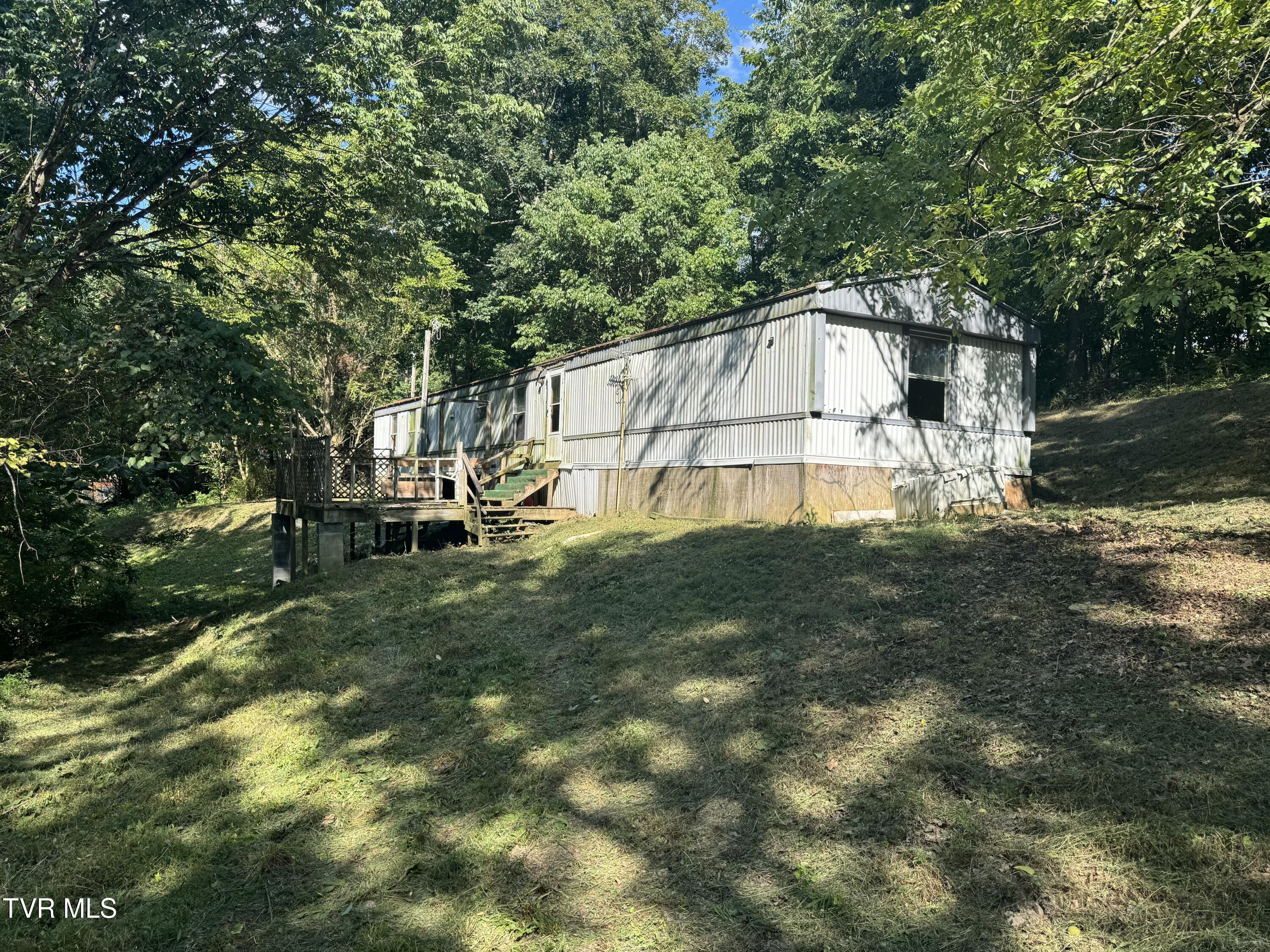 370 Mulberry Road Greeneville, TN 37745 - Photo 8 of 12 IMG_0016